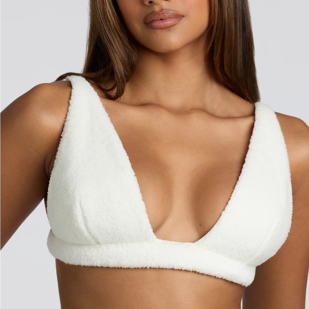 Oh Polly Loungewear V Neck Fleece Bralette in White